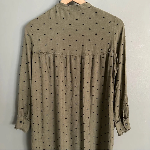 Zara A-line Shift Dress with Key hole front. Size XS - Picture 8 of 12